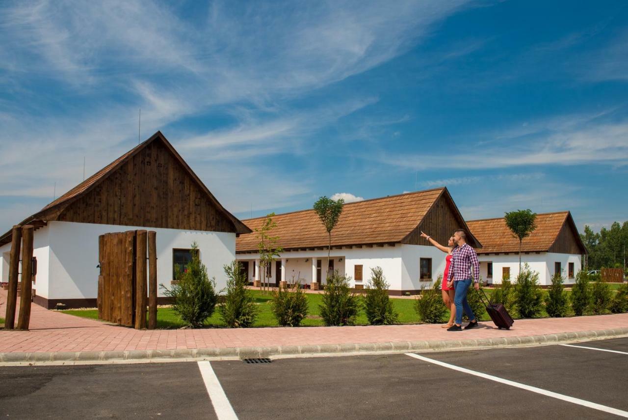Zsindelyes Cottage Erpatak Exteriör bild
